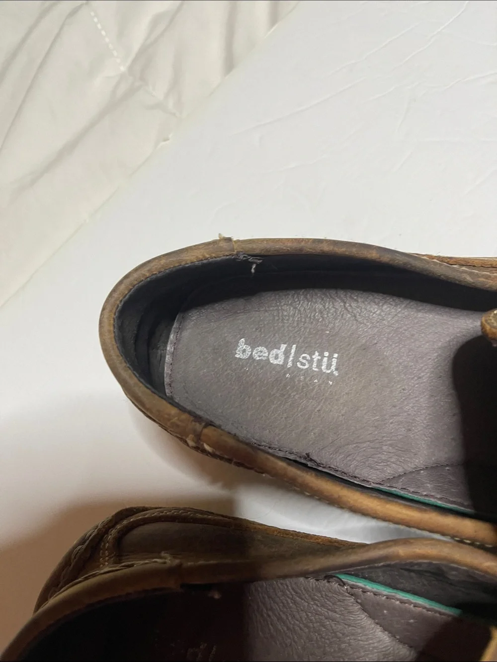 BED|STU handcrafted distressed
